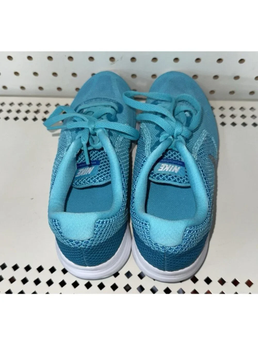Nike Revolution 3 Womens Athletic Running Shoes Size 6 Turquoise Blue Gray White